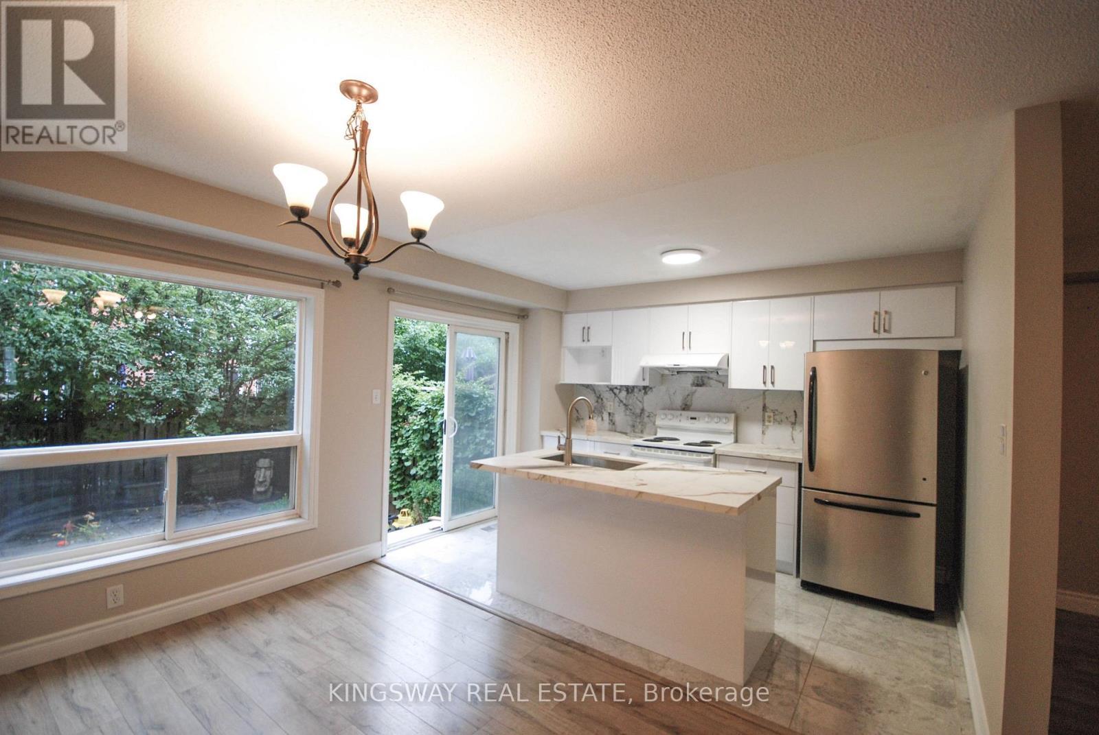 610 Angela Court, Burlington, ON