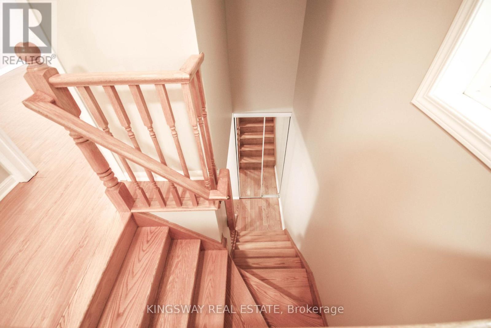610 Angela Court, Burlington, ON