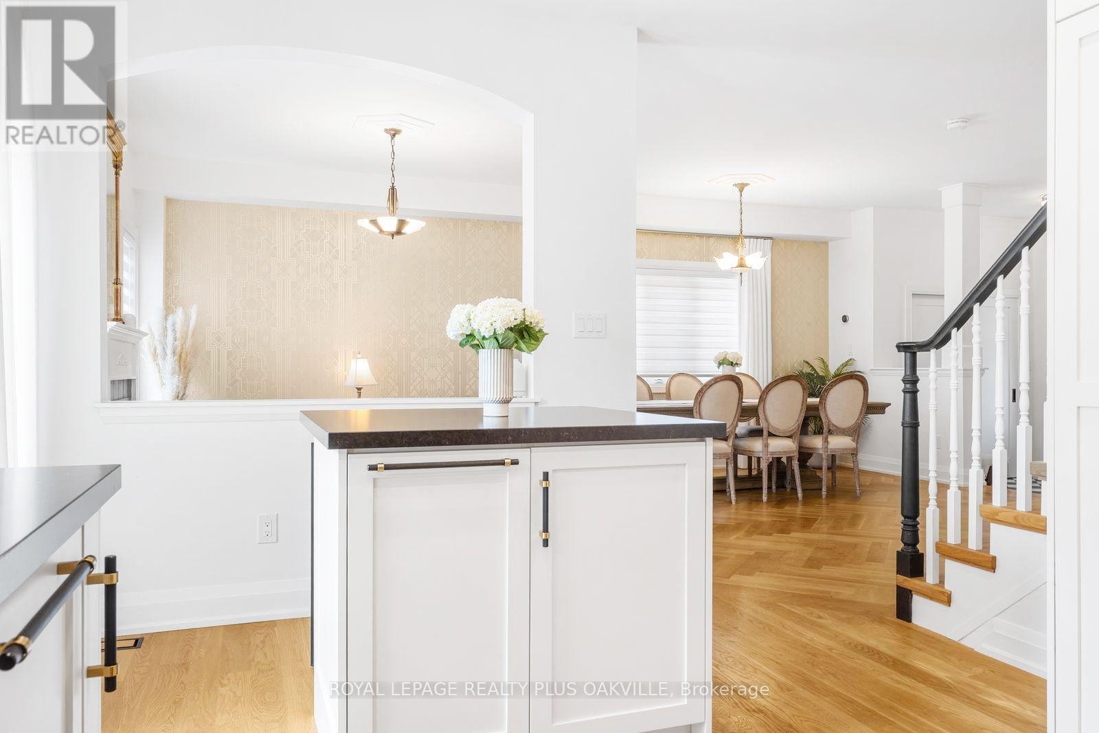 Kitchen Island with Breakfast Bar - 3119 Hedges Drive, Burlington, ON