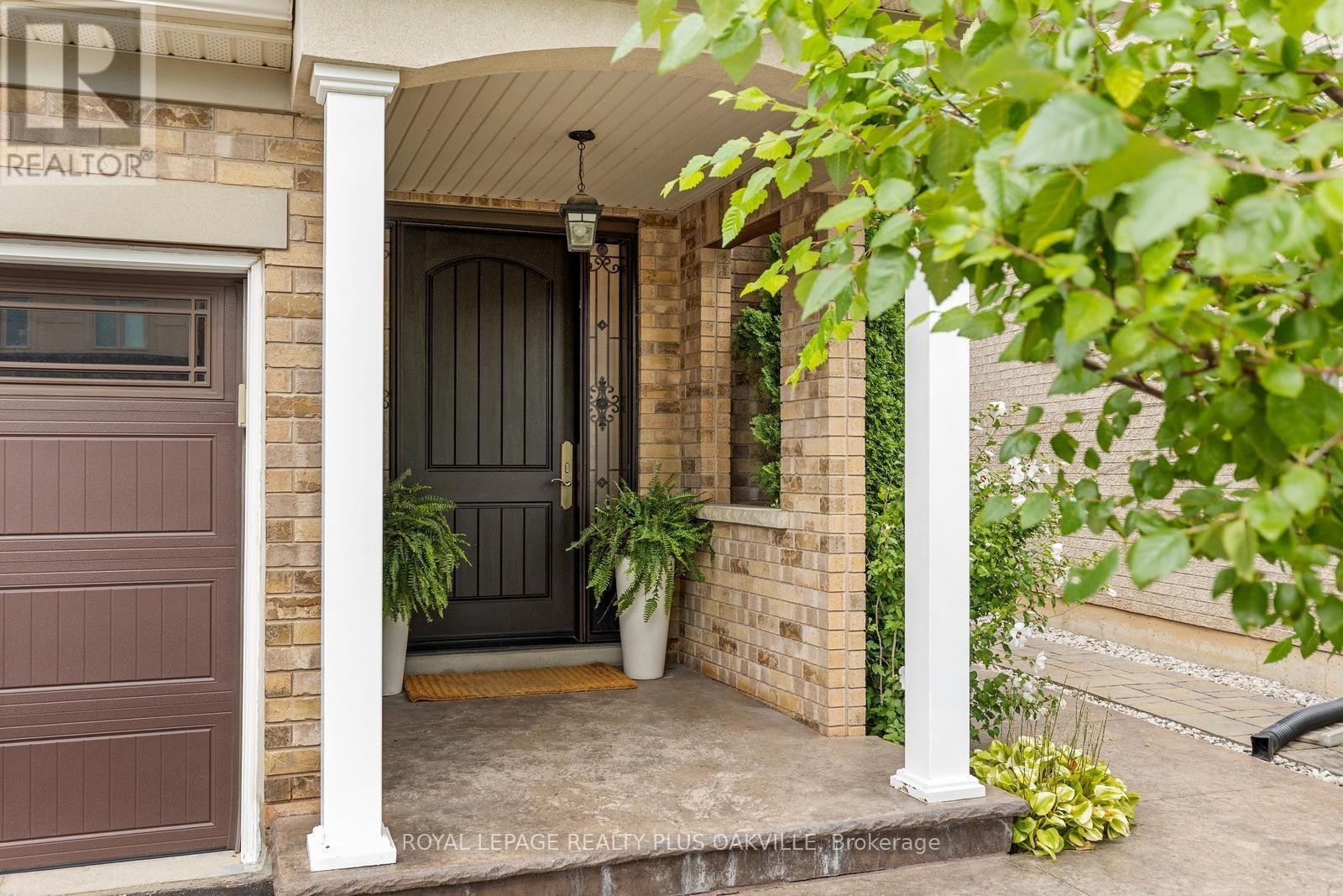 Front Entry with Custom Door - 3119 Hedges Drive, Burlington, ON