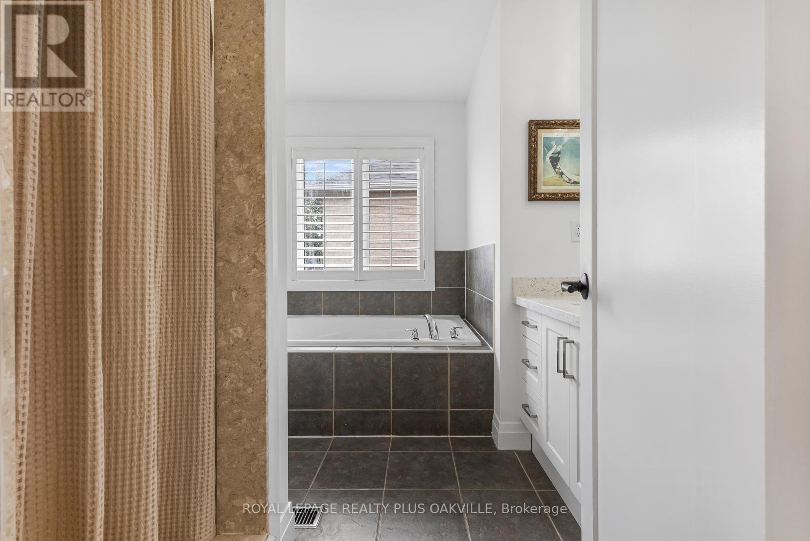 Ensuite Bathroom - 3119 Hedges Drive, Burlington, ON
