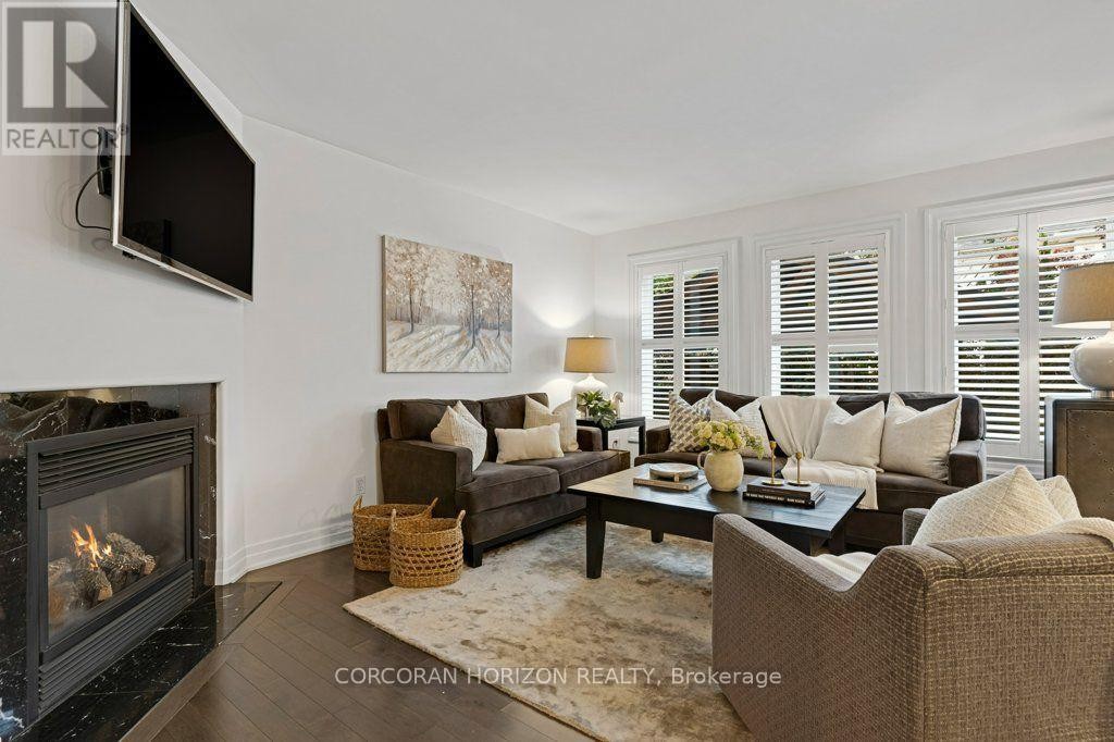 Main floor living room - 88 Baggs Crescent, Cambridge, ON