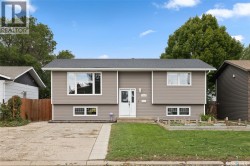 1538 SPADINA STREET W Moose Jaw, SK S6H 7E6