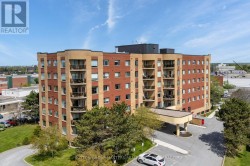 204 - 130 WRIGHT CRESCENT Kingston (Central City East), ON K7L 5R1