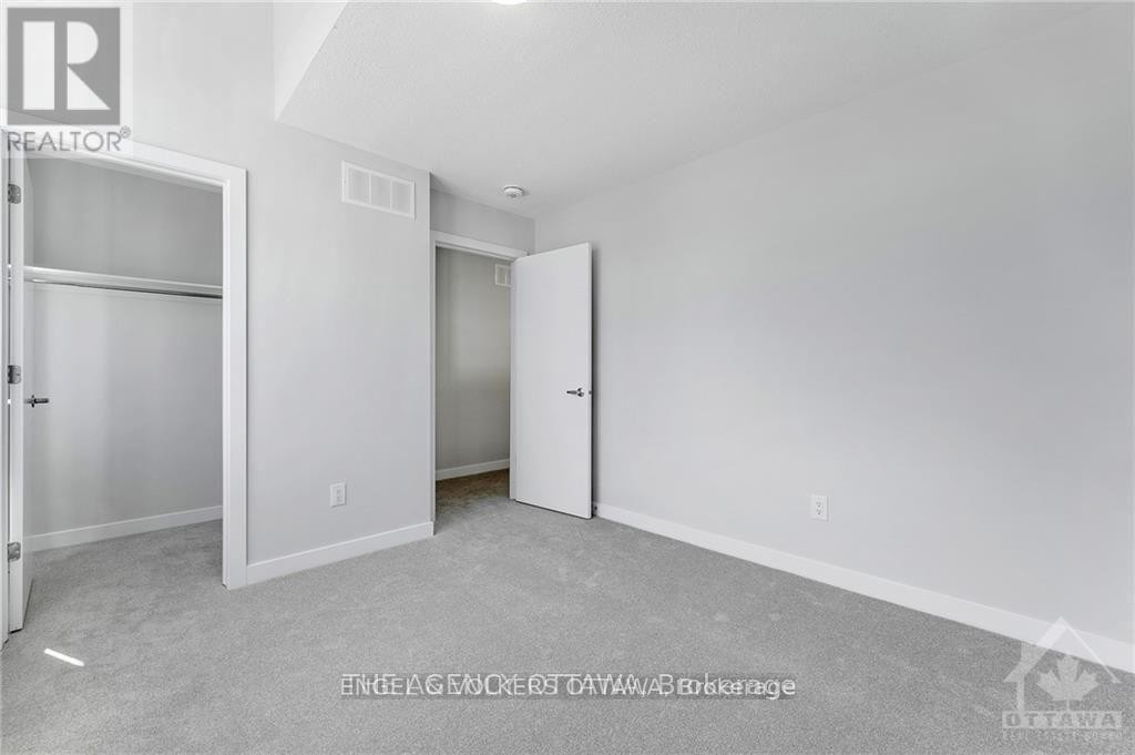 89 Hackamore Crescent, Ottawa, ON