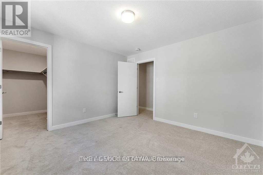 89 Hackamore Crescent, Ottawa, ON