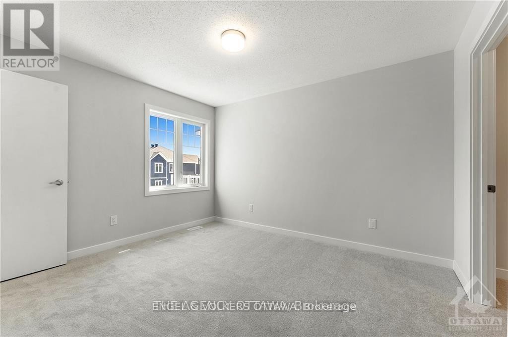 89 Hackamore Crescent, Ottawa, ON