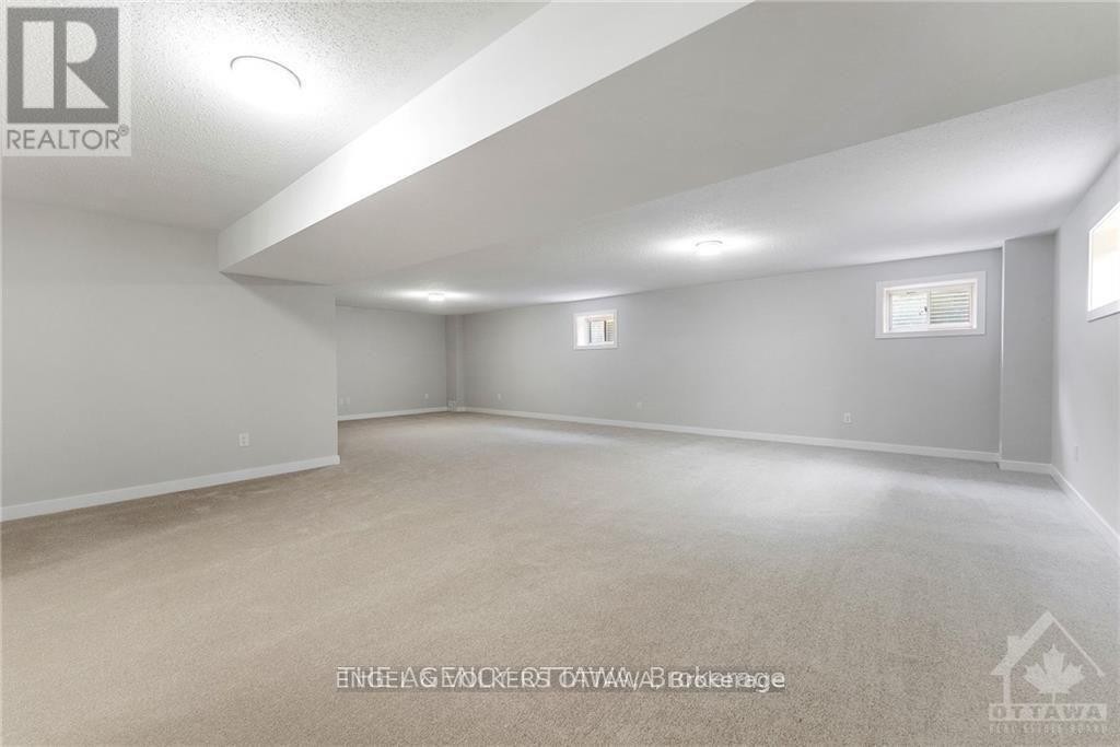 89 Hackamore Crescent, Ottawa, ON