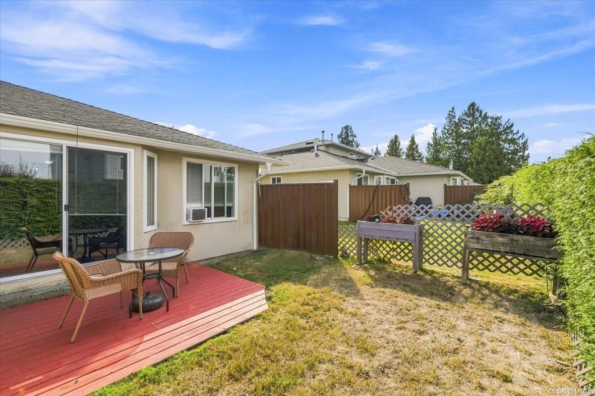 #4-6211 Blueback Rd, Nanaimo, BC