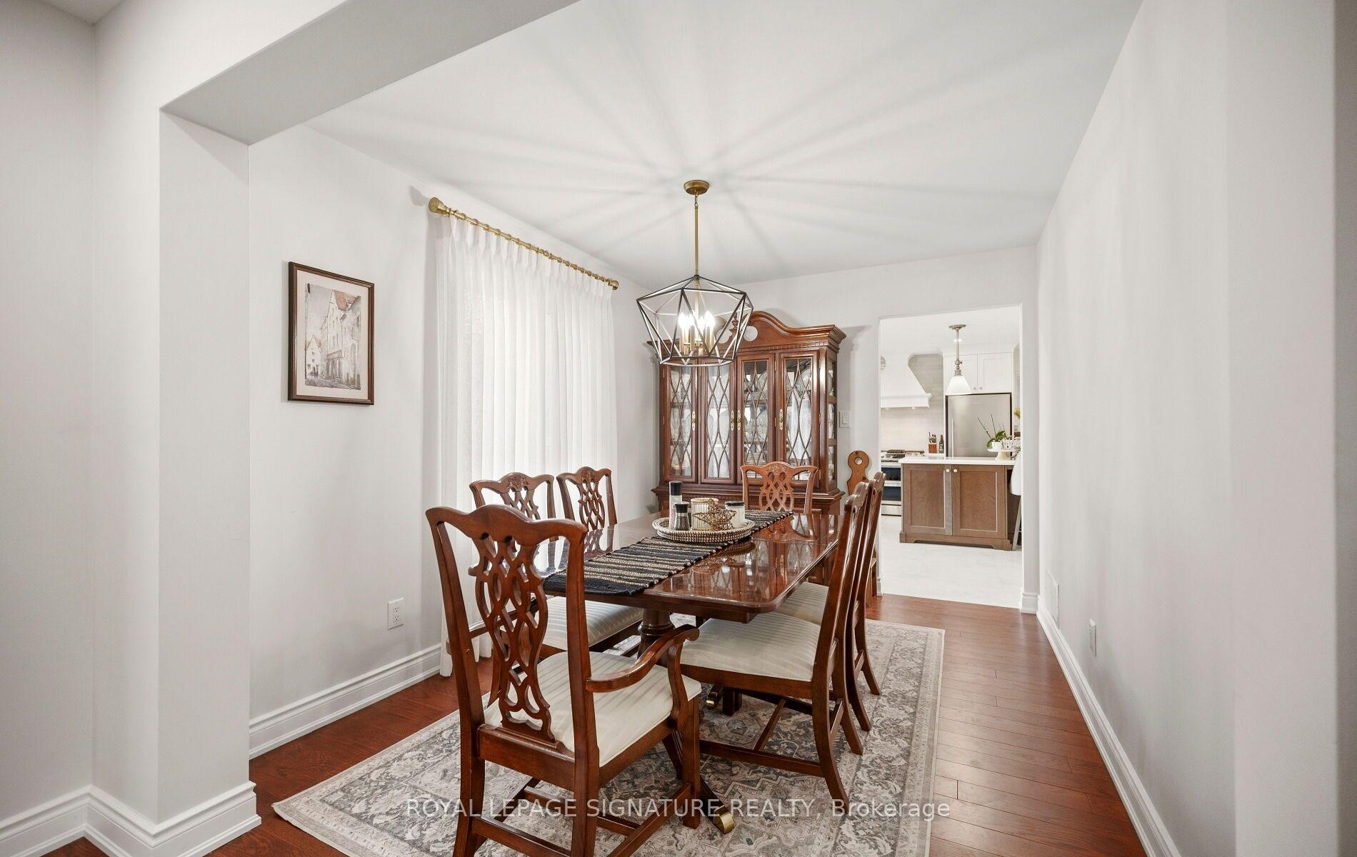 1892 Beechknoll Avenue, Mississauga, ON