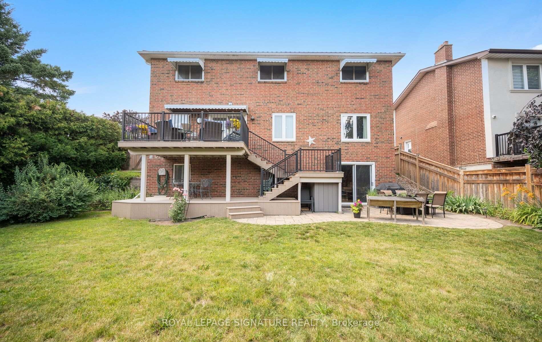 1892 Beechknoll Avenue, Mississauga, ON