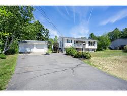 13 Rainbow CRES Grand Bay-Westfield, NB E2K 2T1
