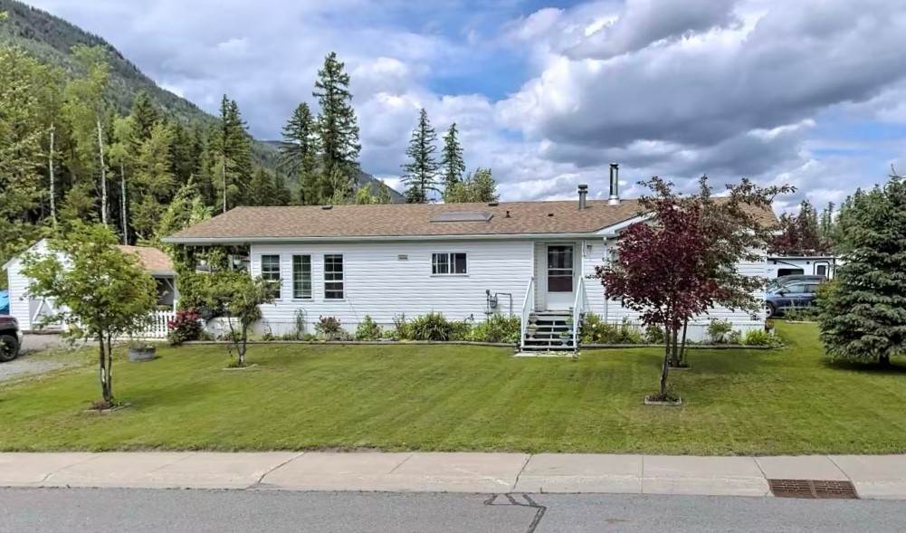 1201 Sycamore Road, Sparwood, BC