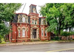 290 Crown ST Saint John, NB E2L 2Y4