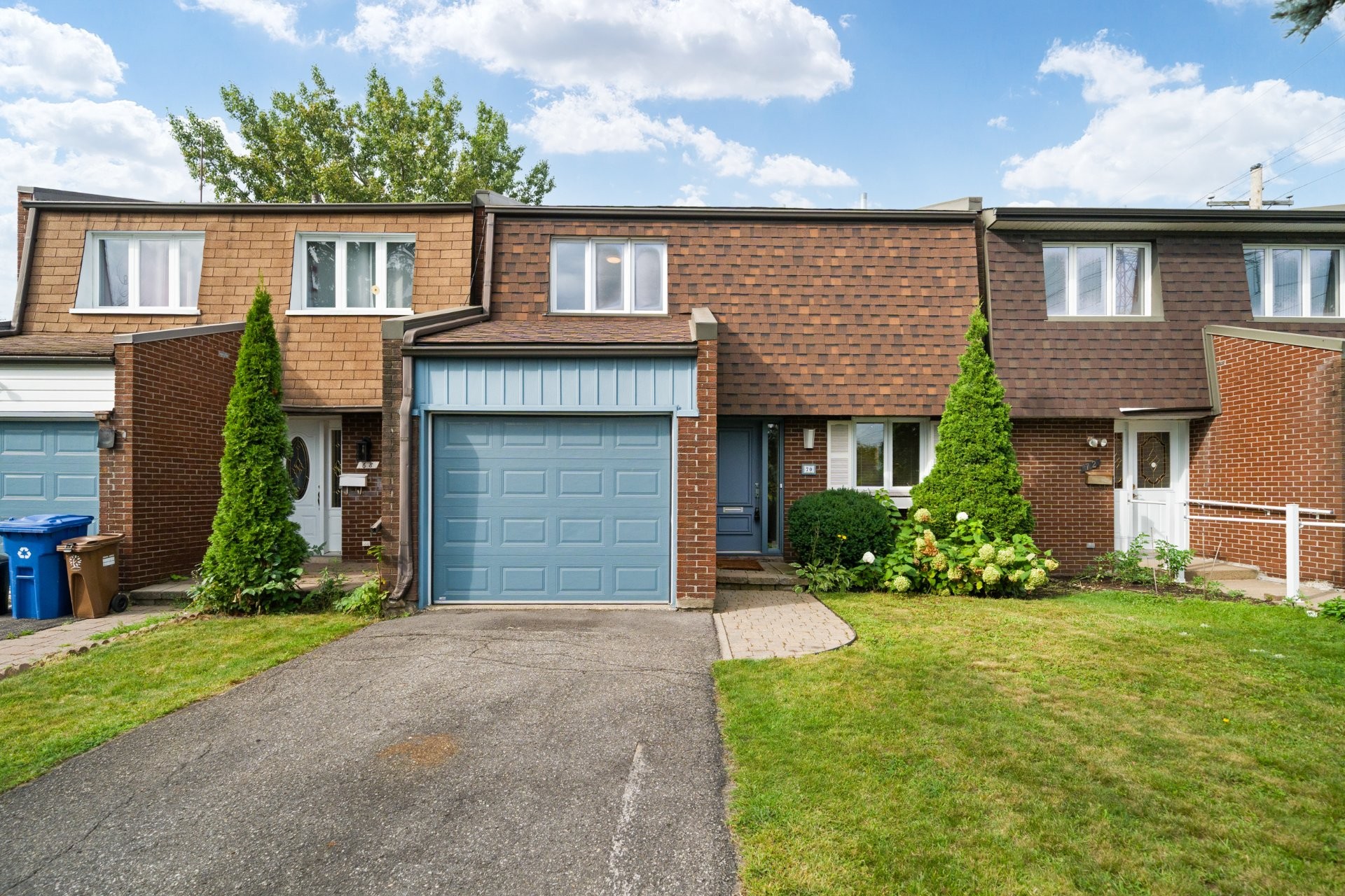 Front of Structure - 70 Ch. Davignon, Dollard-Des-Ormeaux, QC