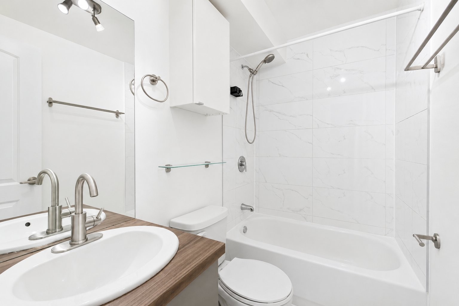 Salle de bains - 203-203 Rue Lafleur, Montréal (Verdun/Île-Des-Soeurs), QC