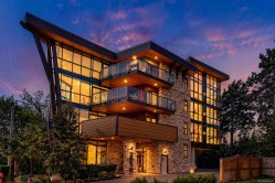 #402-2850 Aldwynd Rd Langford, BC V9B 3S7