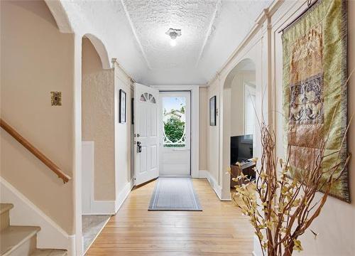349 Seven Oaks Ave, Winnipeg, MB 
