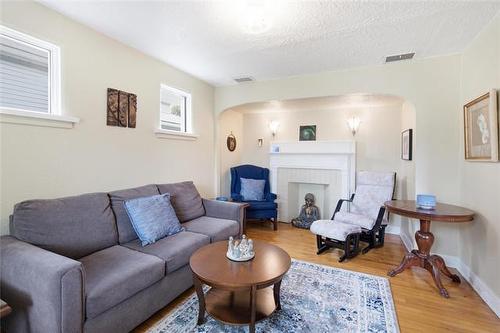 349 Seven Oaks Ave, Winnipeg, MB 