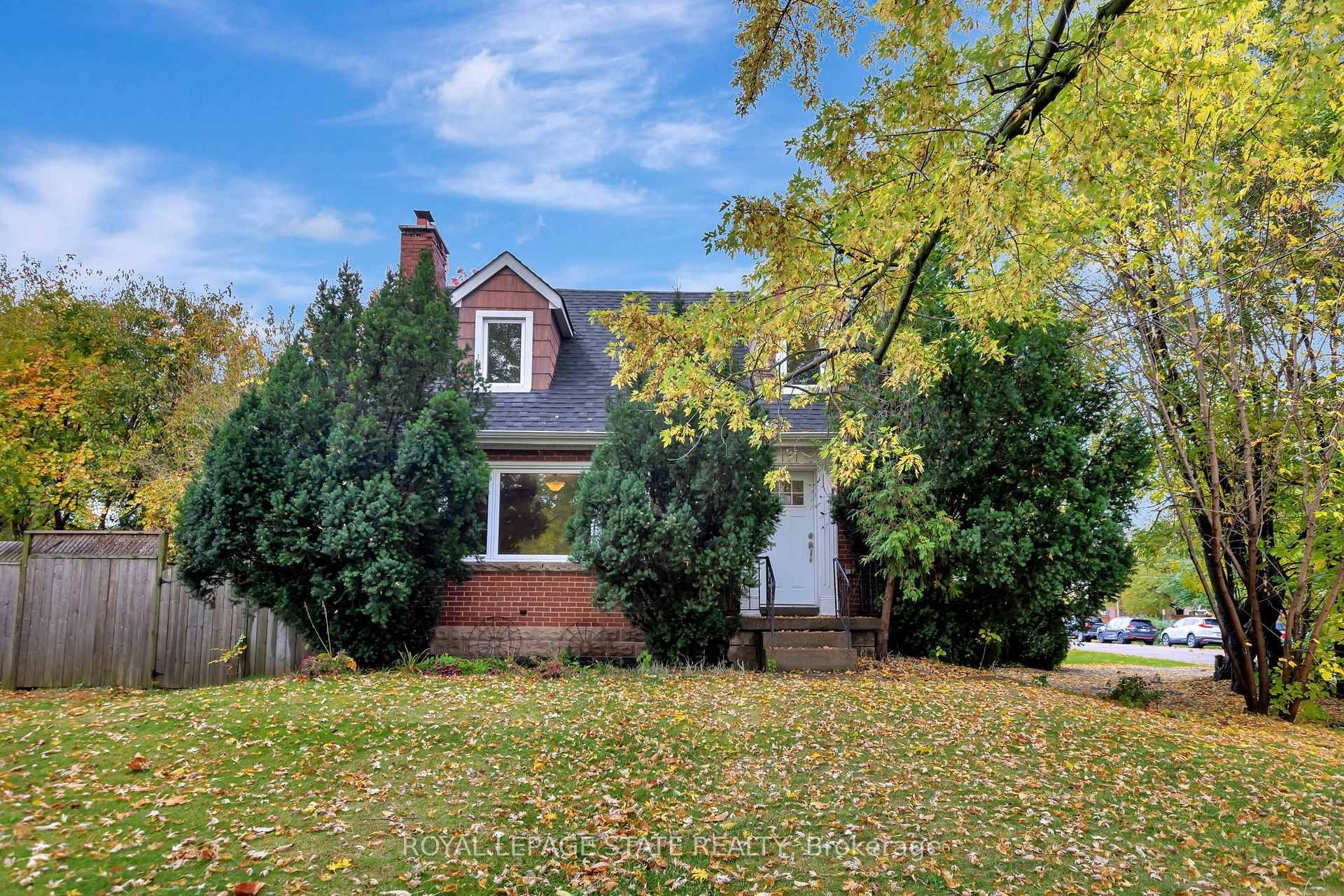 121 King Street E, Hamilton, ON