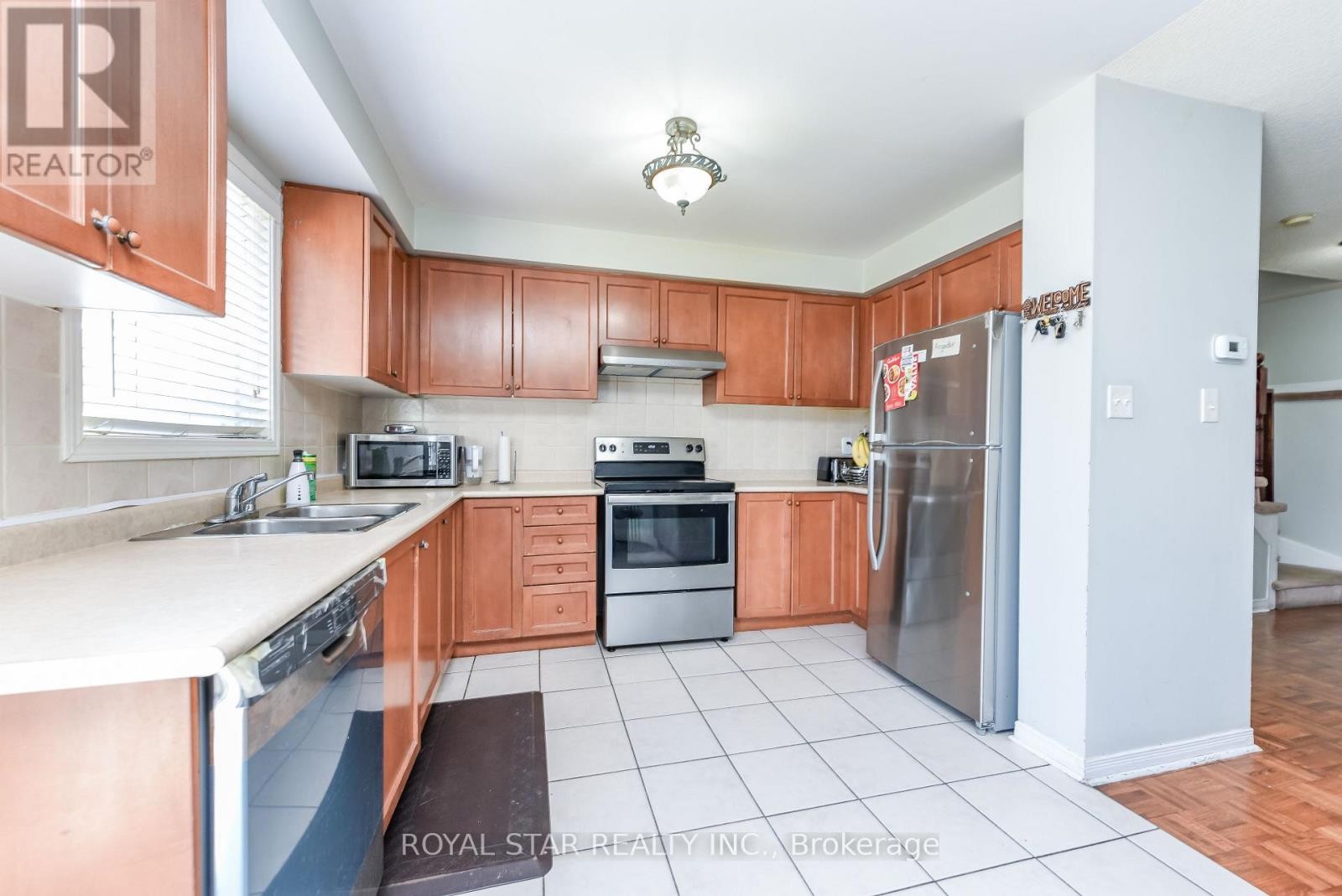 33 Coppermill Drive, Brampton, ON