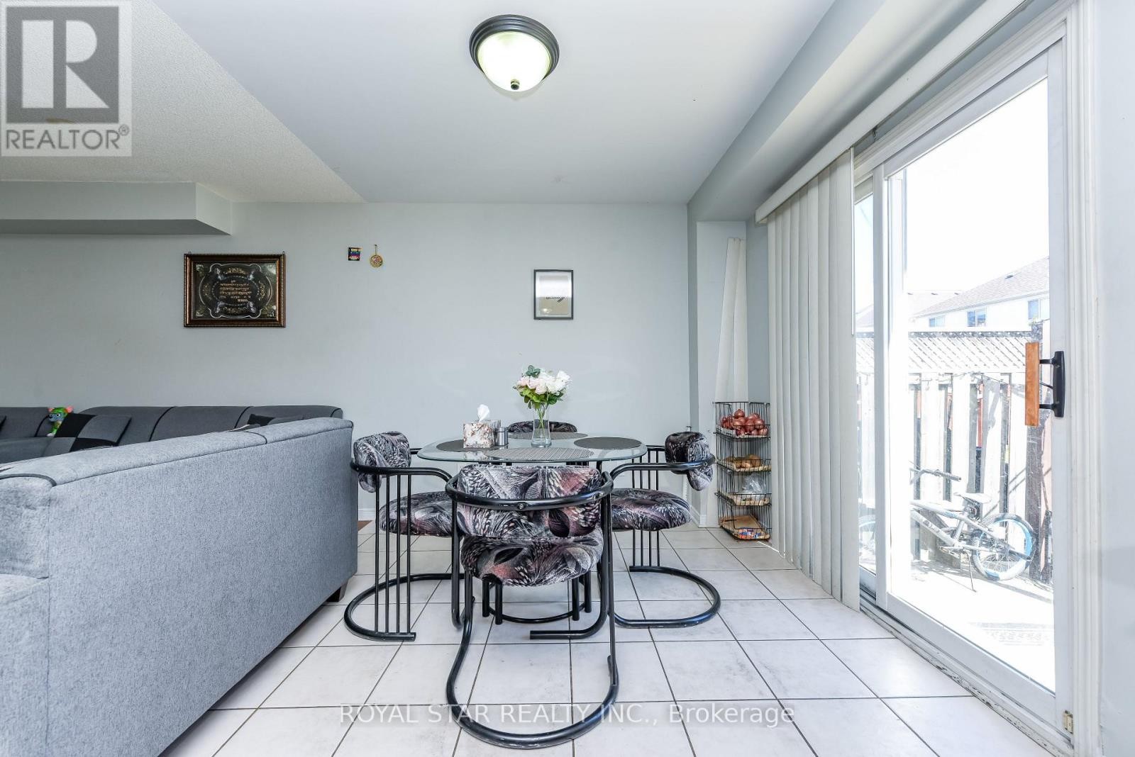 33 Coppermill Drive, Brampton, ON