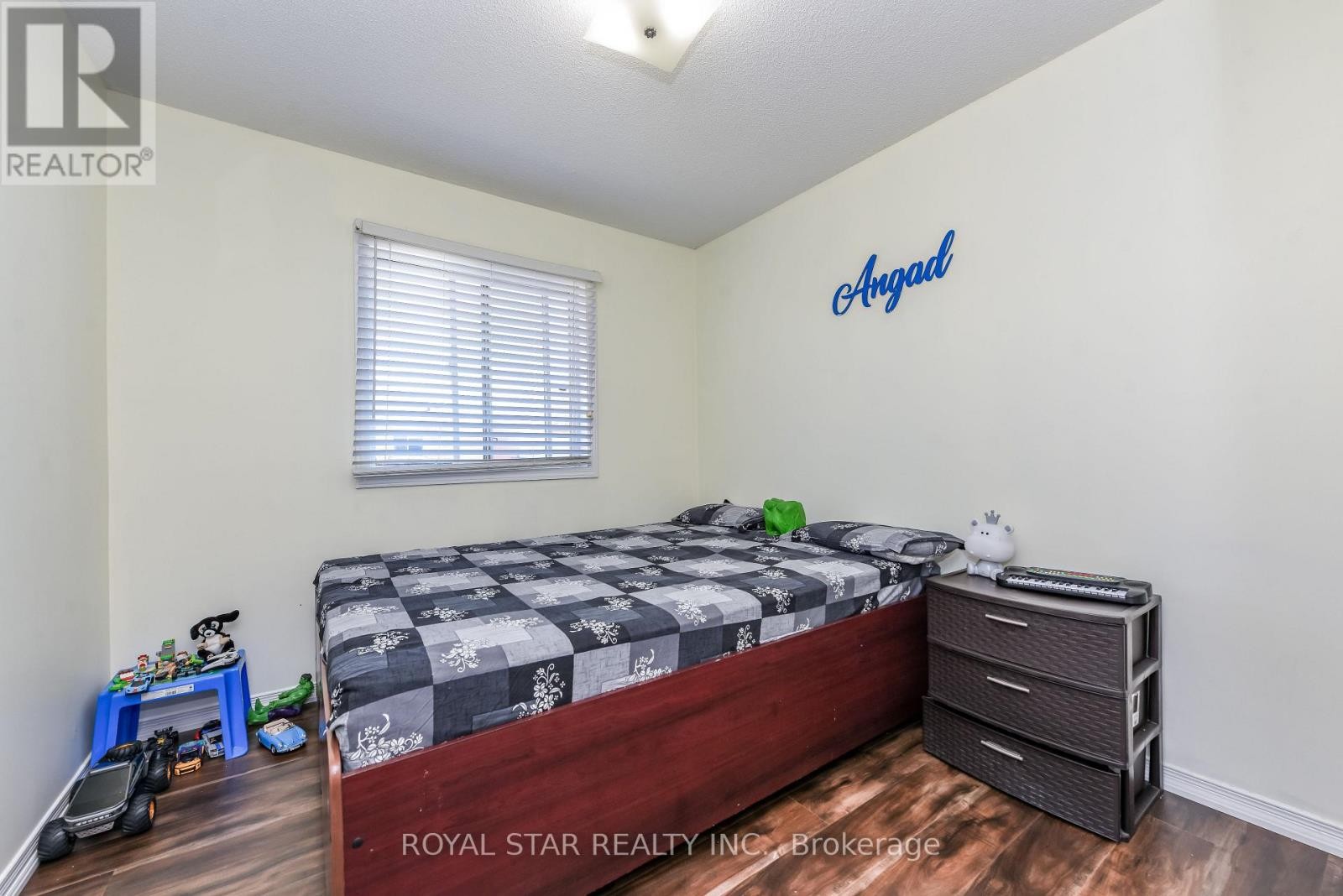 33 Coppermill Drive, Brampton, ON