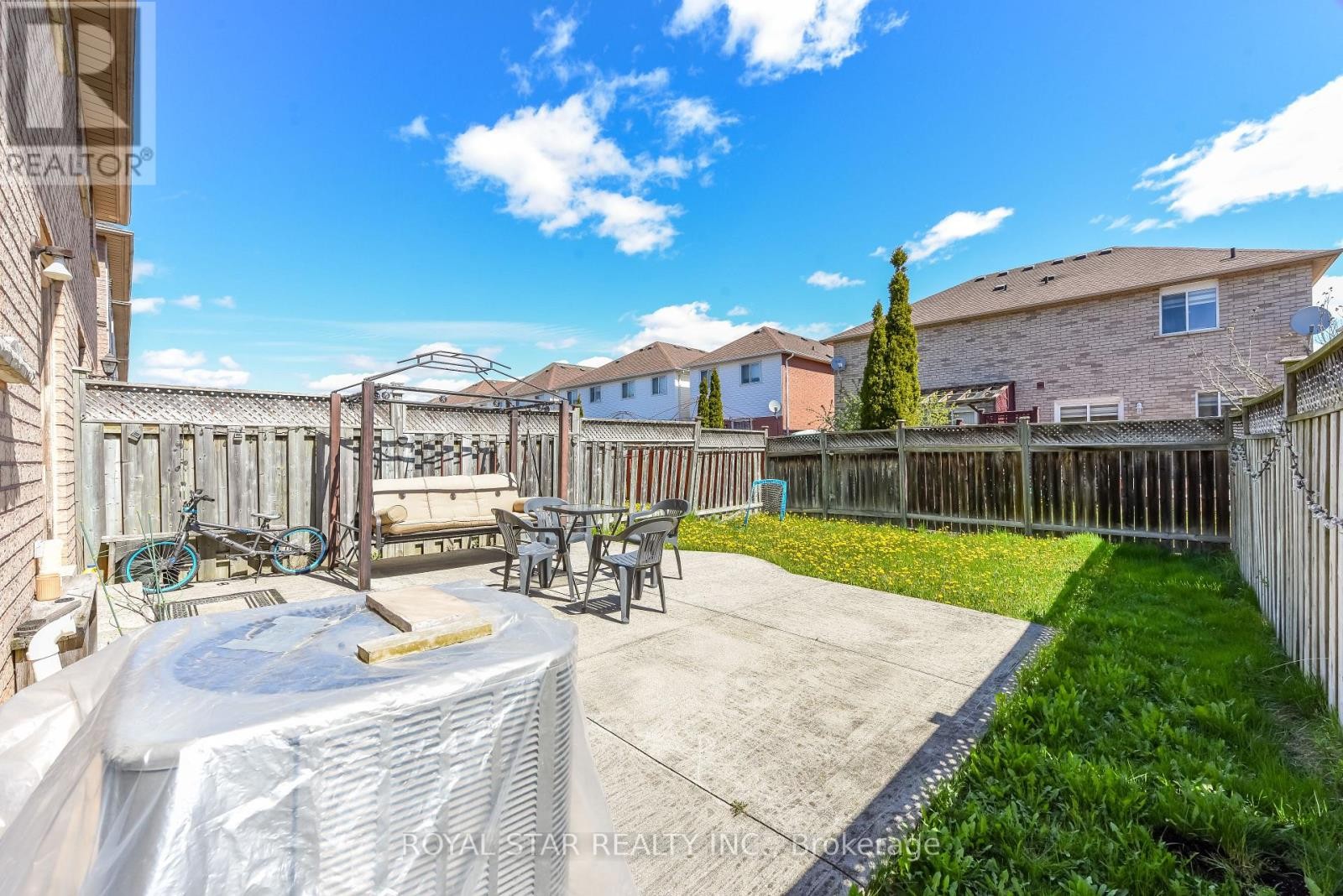 33 Coppermill Drive, Brampton, ON