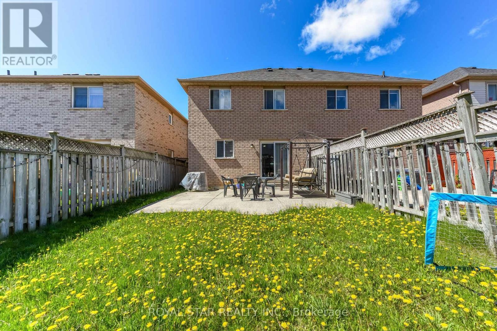 33 Coppermill Drive, Brampton, ON