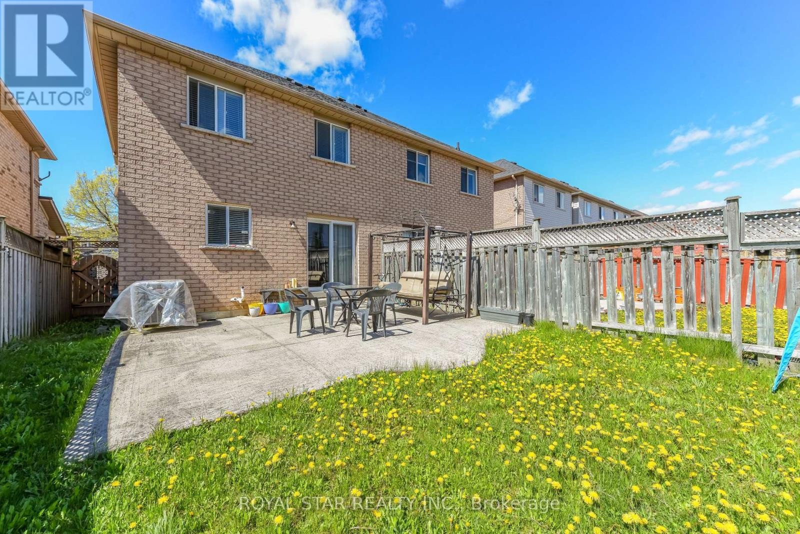 33 Coppermill Drive, Brampton, ON