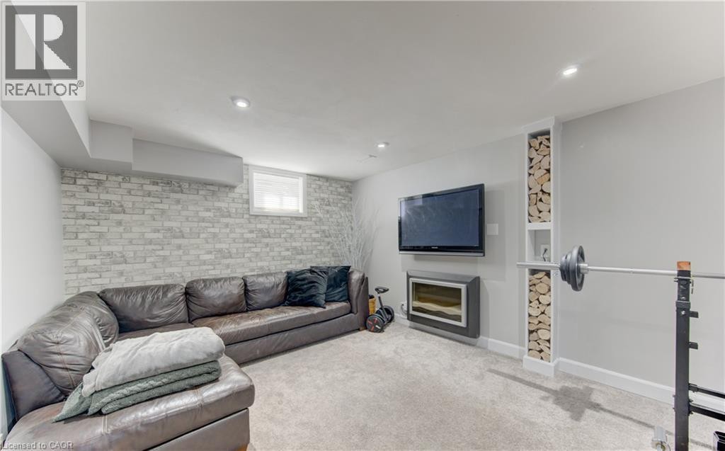 231 Steepleridge Street, Kitchener, ON