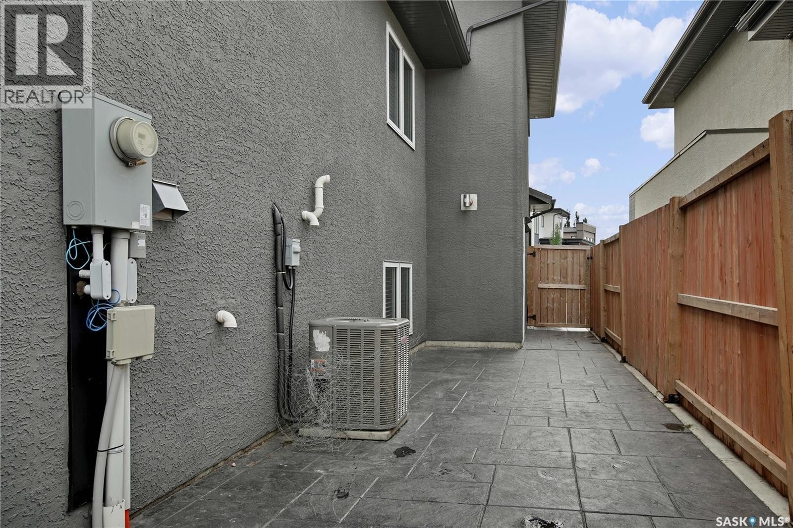 507 Salloum Crescent, Saskatoon, SK
