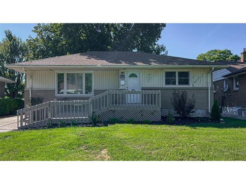 144 GREY Crescent  Sarnia, ON N7S 2S4