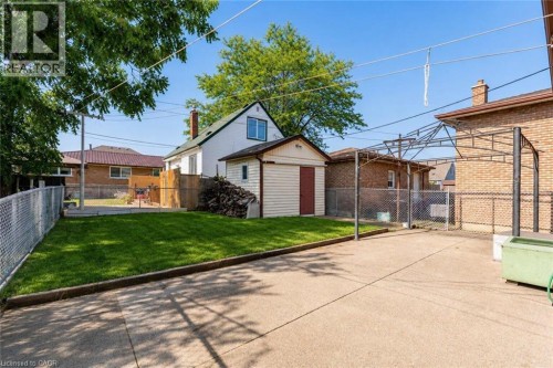 1894 Main Street E, Hamilton, ON 