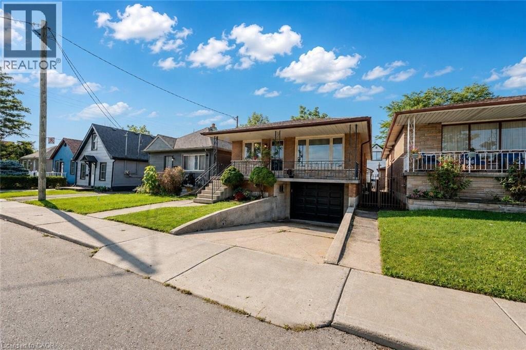 1894 Main Street E, Hamilton, ON