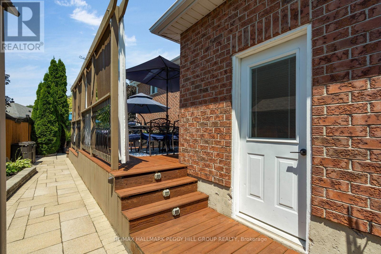 52 Summerset Drive, Barrie, ON