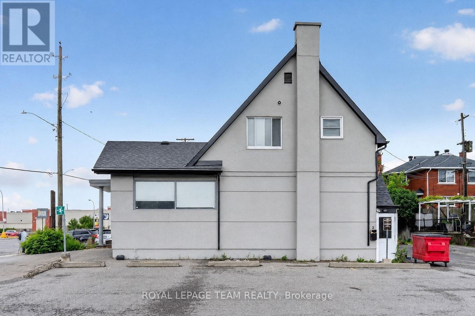 1901 Bank Street, Ottawa, ON