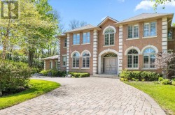 22 VALLONCLIFFE ROAD Markham, ON L3T 2W8