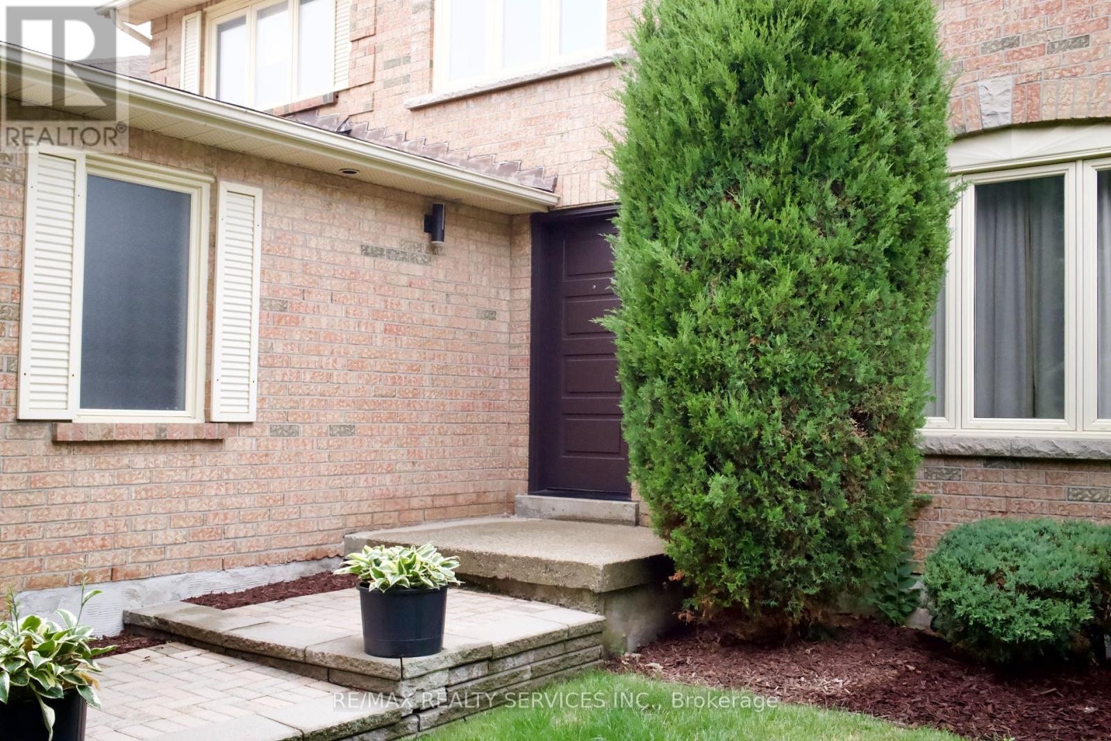 3975 Seebring Crescent, Mississauga, ON