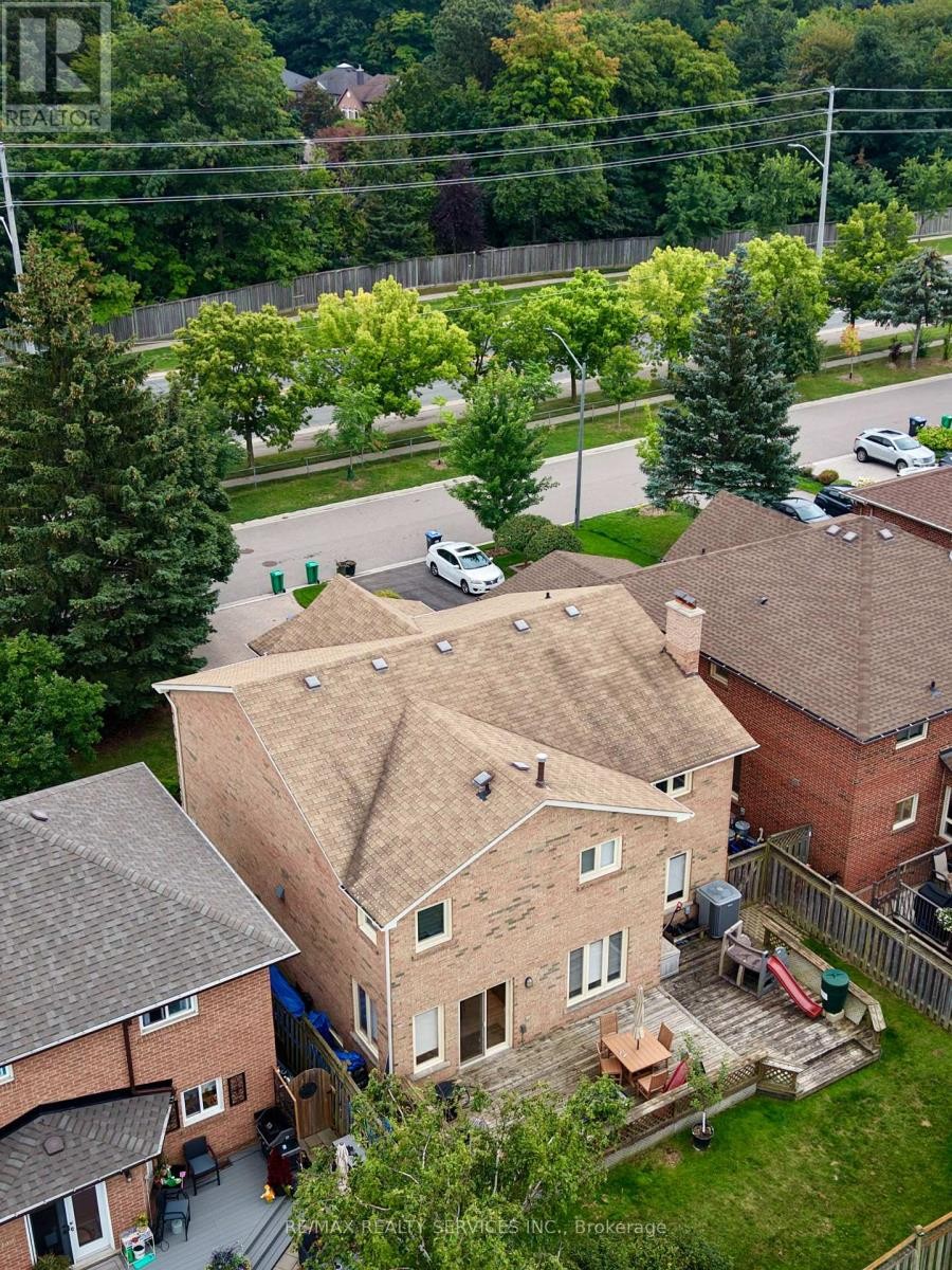 3975 Seebring Crescent, Mississauga, ON
