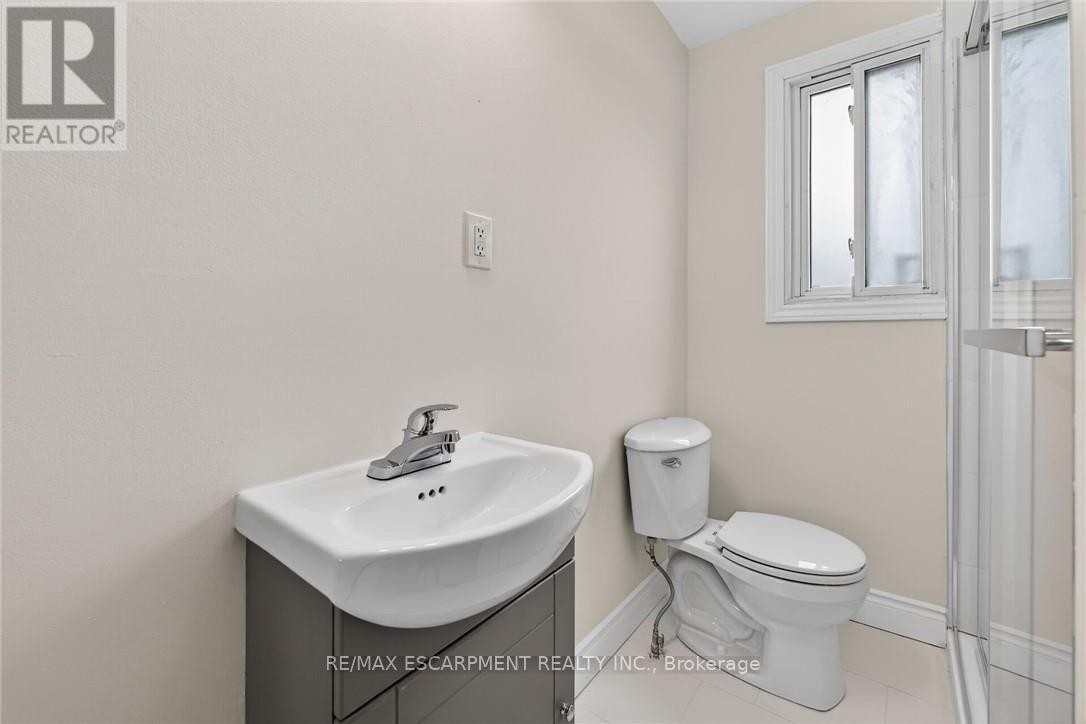 4049 6 Highway, Hamilton, ON