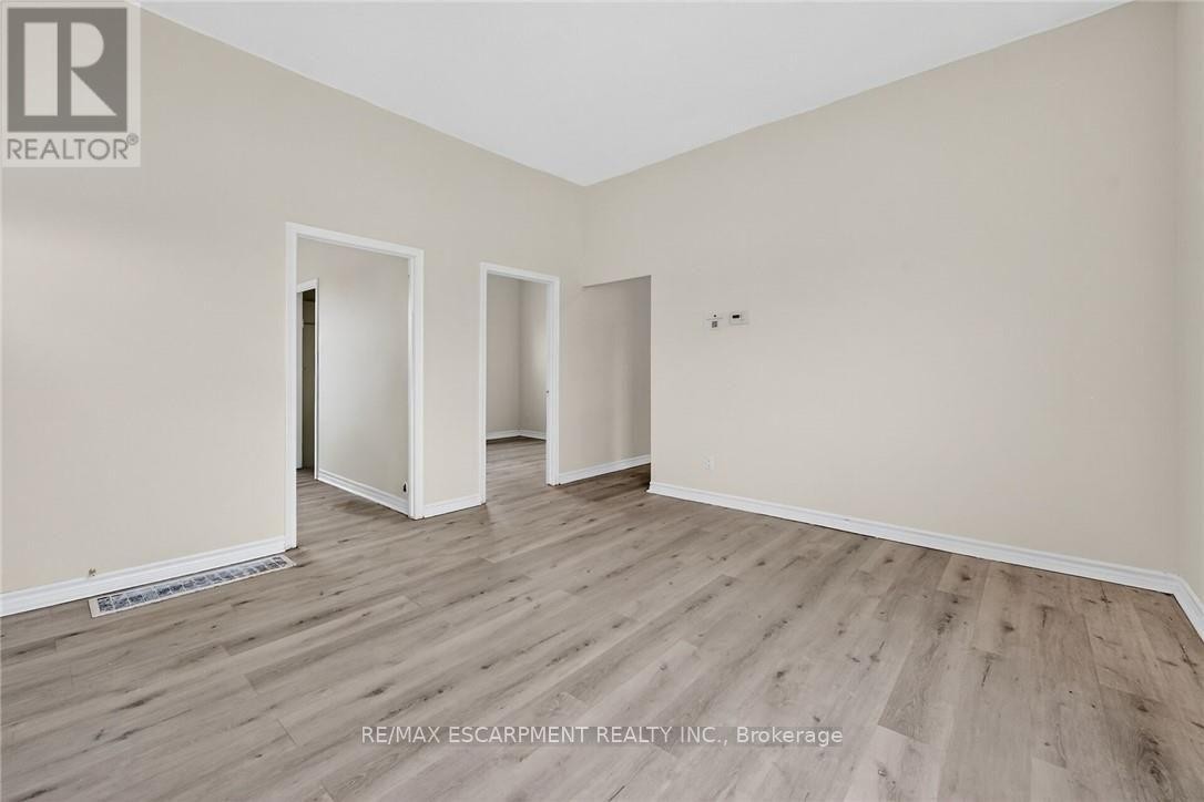 4049 6 Highway, Hamilton, ON