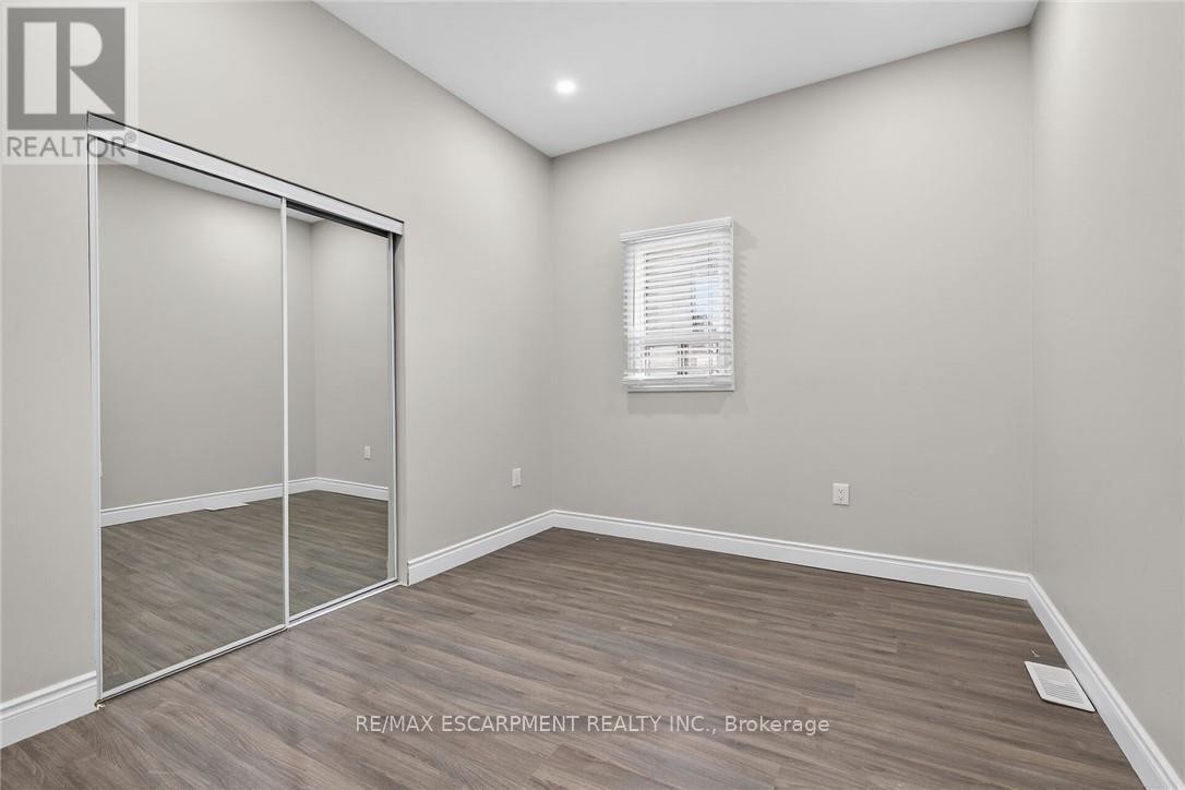 4049 6 Highway, Hamilton, ON