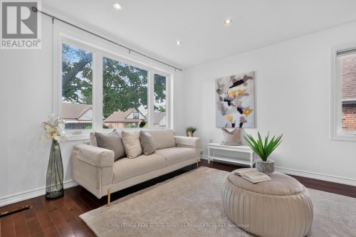 245 Glenholme Avenue, Hamilton, ON 