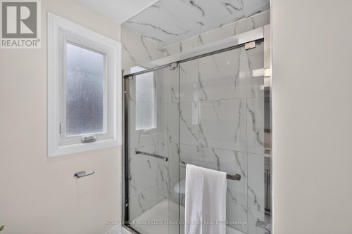 245 Glenholme Avenue, Hamilton, ON 