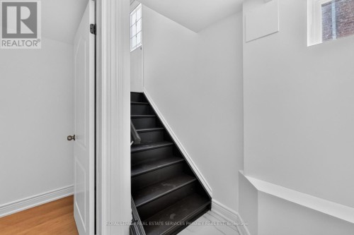 245 Glenholme Avenue, Hamilton, ON 