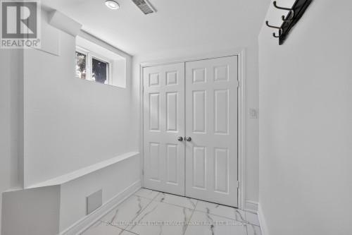 245 Glenholme Avenue, Hamilton, ON 