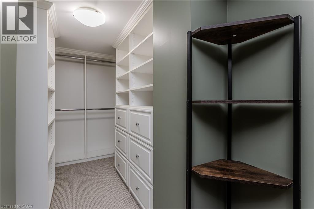 24 Newcastle Court, Hamilton, ON