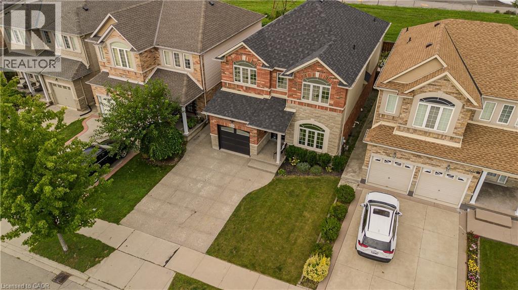 24 Newcastle Court, Hamilton, ON