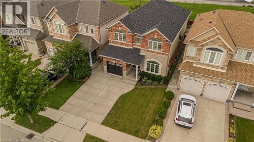 24 Newcastle Court, Hamilton, ON 